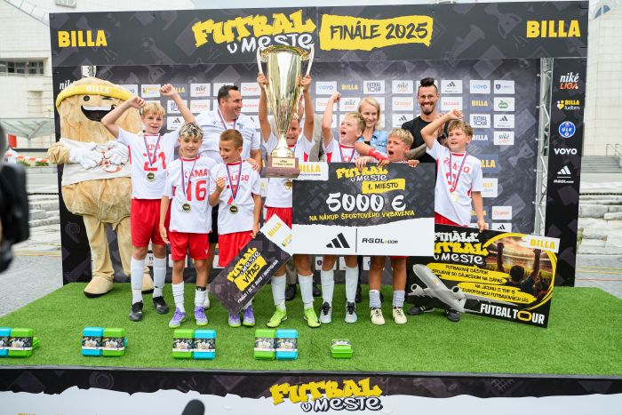 Víťazný tím turnaja Futbal v meste 2025 - Banditi z Trenčína FOTO: BILLA