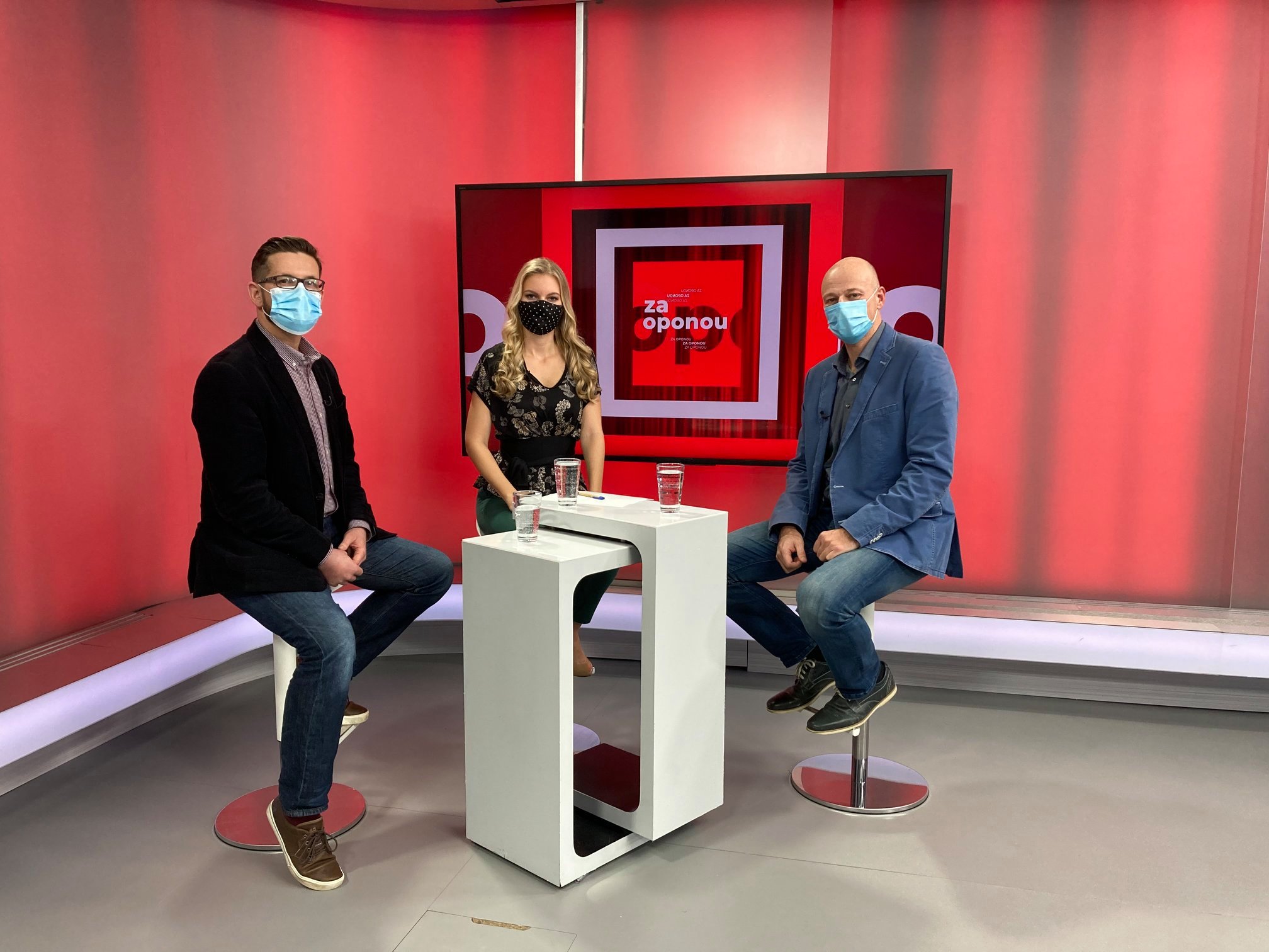 Nová relácia Za oponou o zákulisí politiky     Foto: TA3