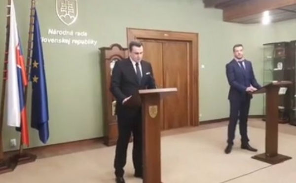 Cel&eacute; vyhl&aacute;senie Andreja Danka k aktu&aacute;lnej situ&aacute;cii (video)