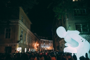 Pozrite si podrobn&yacute; program Biela noc 2019 Bratislava