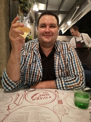 Novin&aacute;r bol zatknut&yacute; po tweete, ktor&yacute;m urazil pol&iacute;ciu