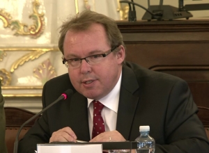 Komisia: B&yacute;val&yacute; prorektor Univerzity Karlovej sa v textoch dopustil plagi&aacute;torstva