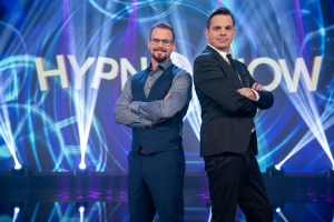 Dano Dangl m&aacute; nov&uacute; &scaron;ou Hypnoshow, m&aacute; podobn&eacute; prvky s Partičkou