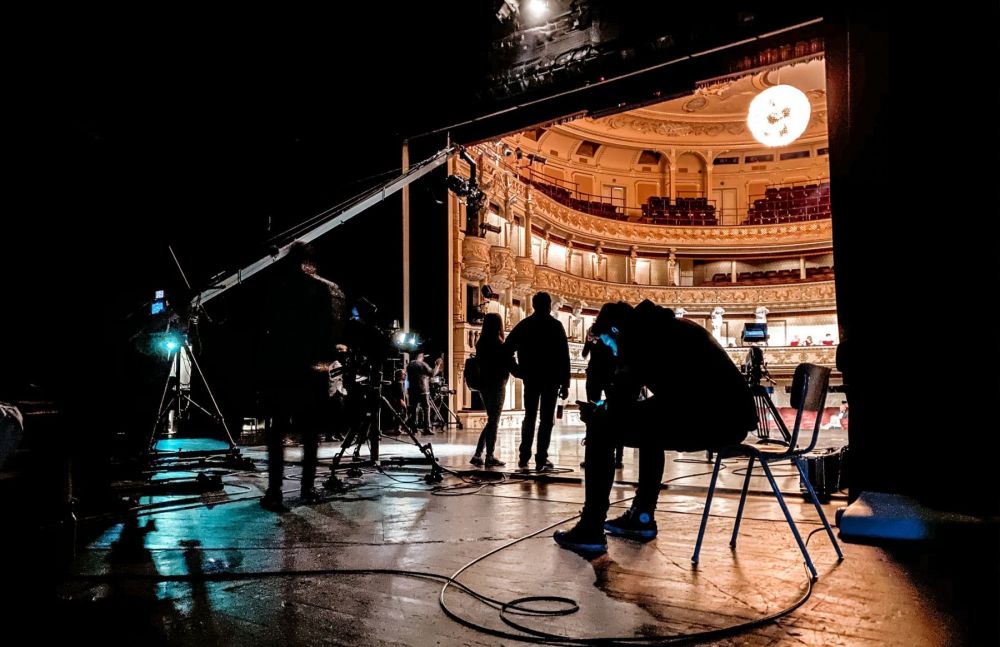 Podporu pre SND vyslovili rak&uacute;ske divadl&aacute;, Ficovi posielaj&uacute; otvoren&yacute; list