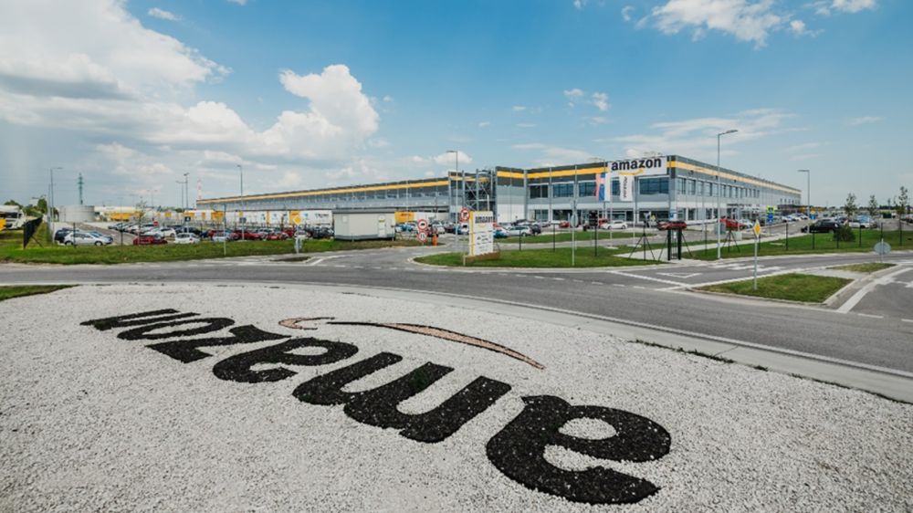 ERSTE Realitn&aacute; Renta nadobudla do svojho portf&oacute;lia Amazon Reverse Center v Seredi od spoločnosti Manova Partners