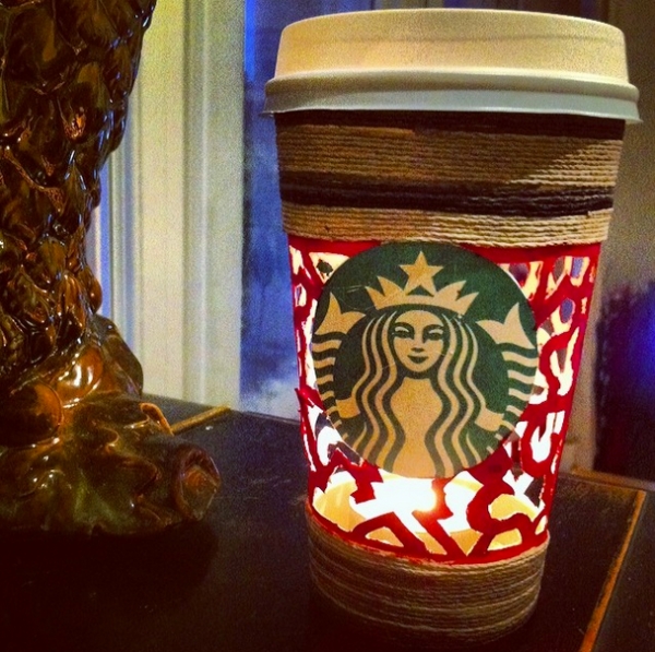 Američanka pop&aacute;len&aacute; k&aacute;vou od Starbucks vys&uacute;dila 100.000 dol&aacute;rov