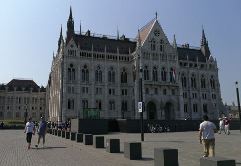 Poslanci preveria obvinenia z maďarskej &scaron;pion&aacute;že voči predstaviteľom E&Uacute;