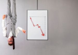 U n&aacute;s je to naopak - k&yacute;m mnoh&eacute; ceny st&uacute;paj&uacute;, my ich znižujeme