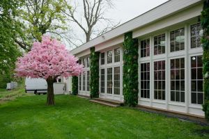 Pečie cel&eacute; Slovensko: Toto s&uacute; n&aacute;dhern&eacute; priestory ka&scaron;tieľa Theresia Chateau, kde sa &scaron;ou nat&aacute;ča (FOTO, VIDEO)