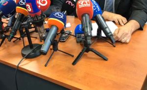 Nepripusťme, aby vo verejn&yacute;ch funkci&aacute;ch p&ocirc;sobili ľudia, ktor&iacute; &scaron;&iacute;ria mizog&yacute;niu a n&aacute;siln&eacute; prejavy (OTVOREN&Yacute; LIST SPISOVATELIEK)