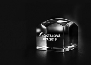 Kři&scaron;ť&aacute;lovou Lupu z&iacute;skal česk&yacute; internetov&yacute; Den&iacute;k N