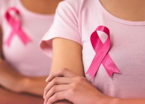 Pink okt&oacute;ber pripom&iacute;na d&ocirc;ležitosť prevencie rakoviny prsn&iacute;ka. Do ružovej sa zahal&iacute; aj V&scaron;ZP