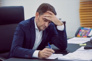 Matovič: Zverejnenie čl&aacute;nku o mojej diplomovke považujem za z&aacute;kernosť zo strany Denn&iacute;ka N (NAŽIVO)