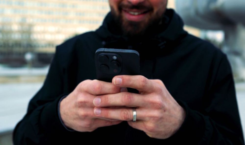 Apple doplnil na telef&oacute;n tlačidlo, ktor&eacute; si nikto nep&yacute;tal