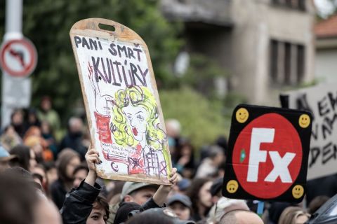 Kult&uacute;rny &scaron;trajk ohl&aacute;sil protesty v 14 mest&aacute;ch po celom Slovensku