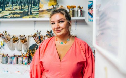 Simona Comedy: Často sa zamýšľam nad tým, či humor nie je spôsob, ako spojiť našu spoločnosť