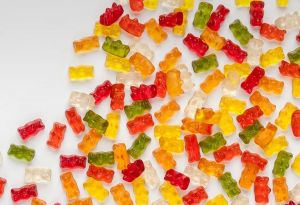 Haribo sťahuje z trhu v Holandsku niektor&eacute; sladkosti, boli v nich stopy konope