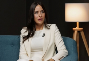 Nov&uacute; rel&aacute;ciu ČRo bude moderovať manželka kancel&aacute;ra prezidenta (VIDEO)