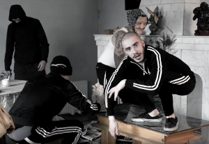 Rusk&aacute; pol&iacute;cia st&iacute;ha rappera a kritika režimu Huskyho