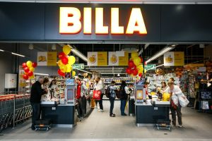BILLA pred Vianocami men&iacute; otv&aacute;racie hodiny (ZOZNAM OTV&Aacute;RAC&Iacute;CH HOD&Iacute;N)