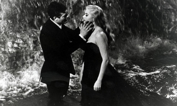 Zomrela Anita Ekberov&aacute; z Felliniho filmu Sladk&yacute; život