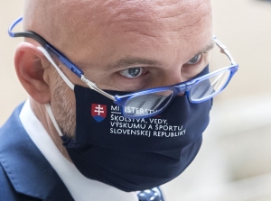 Minister &scaron;kolstva sa na Mark&iacute;ze stretne zoči-voči riaditeľom &scaron;k&ocirc;l (VIDEO)