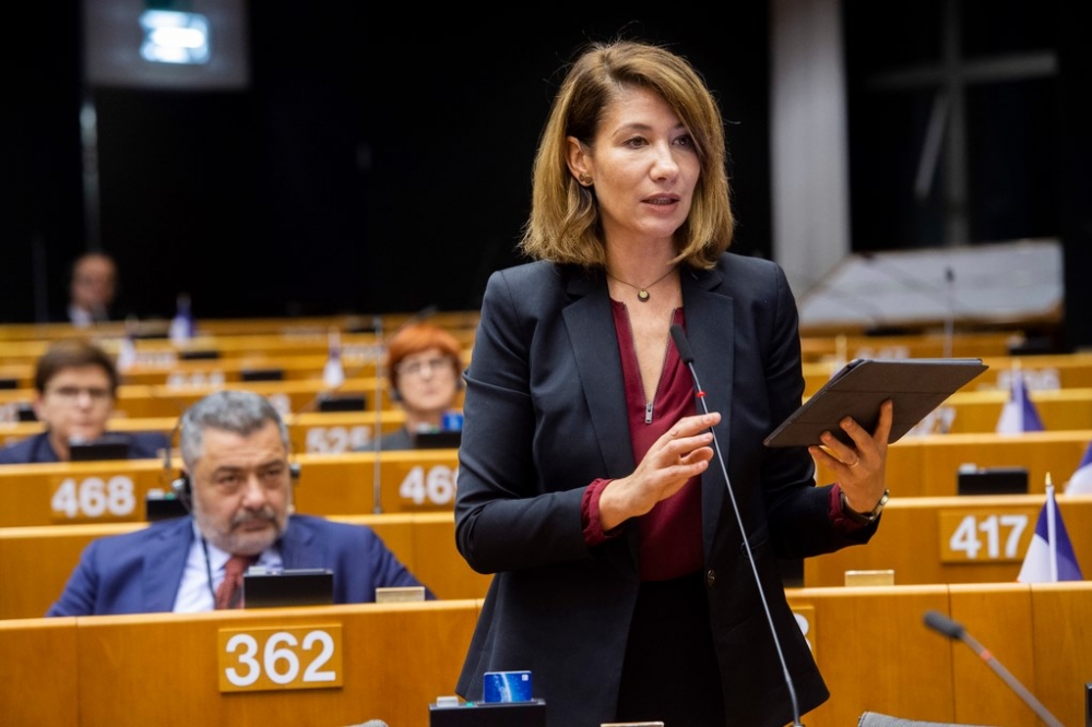 L.Ď. Nicholsonov&aacute;: Nekomplikujme to na hraniciach ľuďom viac, ako je nutn&eacute;