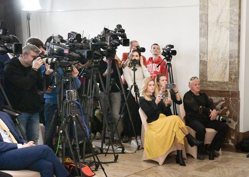 Počet zaznamenan&yacute;ch &uacute;tokov voči novin&aacute;rom sa v roku 2024 zv&yacute;&scaron;il o viac ako polovicu