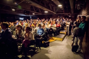 Jeden svet 2016 &ndash; hostia, ktor&yacute;ch sa oplat&iacute; stretn&uacute;ť