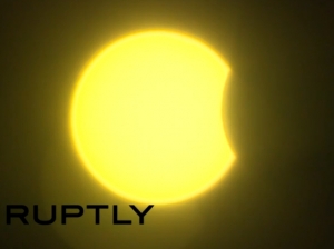 Zatmenie m&ocirc;žete u n&aacute;s sledovať online