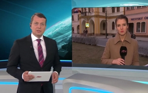 RTVS transparenty kritizuj&uacute;ce Smer z večern&yacute;ch Spr&aacute;v vystrihla