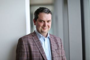 Nov&yacute;m členom predstavenstva Slovenskej sporiteľne je oddnes Juraj Barta
