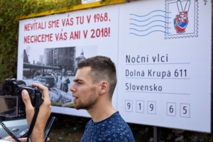 Reklamn&aacute; firma odmietla bilbord proti Nočn&yacute;m vlkom, s bilbordami Kotlebu probl&eacute;m nem&aacute;