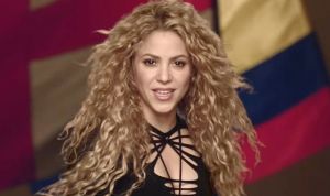 V Pandora Papers figuruje aj Shakira, Claudia Schiffer, Elton John a ďal&scaron;ie celebrity