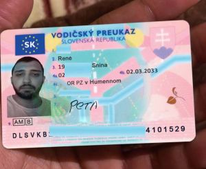 Vodič&aacute;k v&aacute;m cez facebook nikto nevybav&iacute;, za to vykradnutie v&aacute;&scaron;ho &uacute;čtu je tutovka (FOTO)