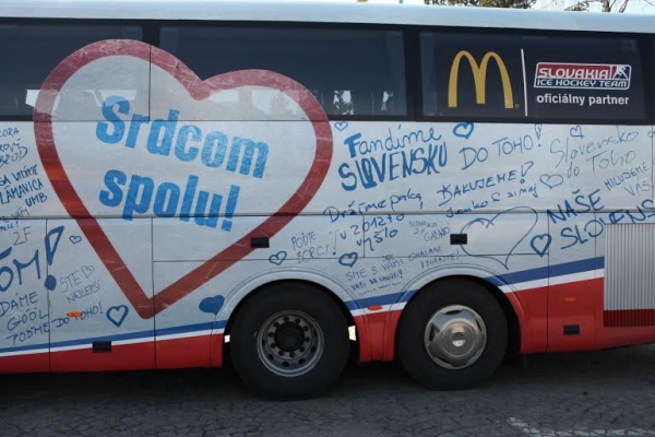 McDonald&rsquo;s: Srdcom spolu so slovensk&yacute;mi hokejistami