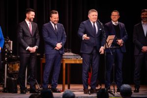 Kompletn&aacute; kandid&aacute;tka Smer-SSD do volieb 2023. Kto je kto (ZOZNAM)