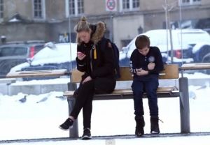 Algoritmy na soci&aacute;lnych sieťach uzatv&aacute;raj&uacute; ľud&iacute; do informačn&yacute;ch bubl&iacute;n a rozdeľuj&uacute; spoločnosť