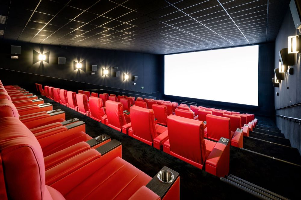 Cinema City spustila na Slovensku prv&yacute; VIP komplex (FOTO)