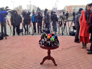 Rusi obviňuj&uacute; americk&eacute; m&eacute;di&aacute;, že zasahovali do rusk&yacute;ch volieb