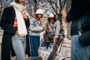 Pozor na podvodn&eacute; telefon&aacute;ty akože z banky. Podvodn&iacute;ci totiž zneuž&iacute;vaj&uacute; men&aacute; skutočn&yacute;ch bank&aacute;rov