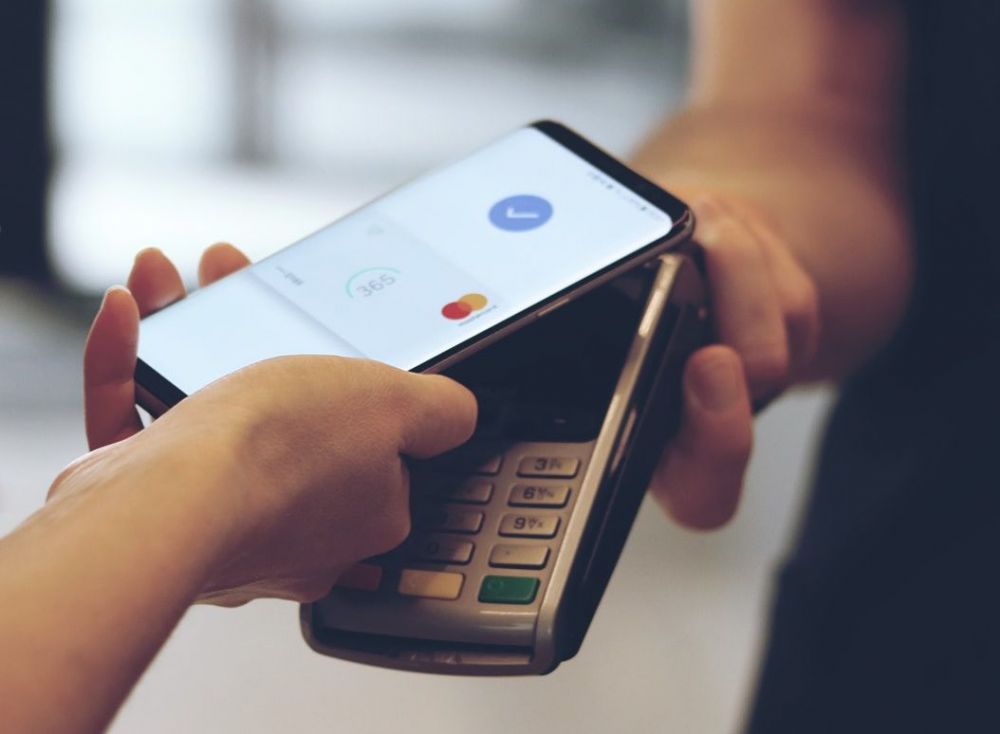 365.bank varuje: Modern&eacute; podvody m&ocirc;žu pokaziť sviatky. Neut&iacute;chaj&uacute; ani počas Vianoc