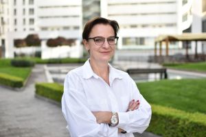 Home Credit m&aacute; nov&uacute; hovorkyňu, doteraj&scaron;&iacute; hovorca pre&scaron;iel do vedenia ČT