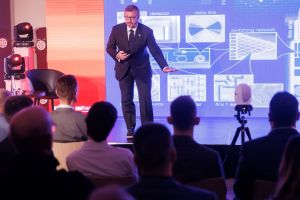 Kyberkriminalita je v&yacute;nosnej&scaron;ia ako obchod s drogami