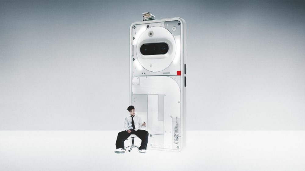 &Scaron;t&yacute;lov&yacute; smartf&oacute;n pre t&yacute;ch, ktor&iacute; sa chc&uacute; odl&iacute;&scaron;iť: Nothing Phone 3(a) je jedinečn&yacute; vo v&scaron;etk&yacute;ch smeroch &ndash; pote&scaron;&iacute; aj cenou