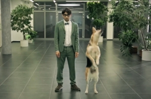 &Scaron;kola l&aacute;ka &scaron;tudentov na par&oacute;diu Vlka z Wall Street