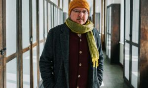 Sociol&oacute;g: Tlač&iacute; n&aacute;s spoločensk&aacute; norma živiteľa rodiny a str&aacute;žkyne ohňa