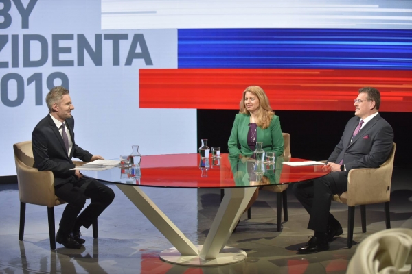 Prv&aacute; telev&iacute;zna debata Čap&uacute;tovej a &Scaron;efčoviča (VIDEO)