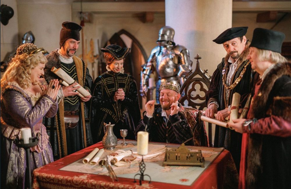 &Scaron;tedrovečern&aacute; rozpr&aacute;vka Č&aacute;ry - m&aacute;ry sa nat&aacute;čala na Bojnickom z&aacute;mku, Buchlove, Červenom kameni, pri Čertovej peci a mnoh&yacute;ch ďal&scaron;&iacute;ch miestach (VIDEO)