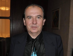 Zomrel spisovateľ a b&yacute;val&yacute; &scaron;&eacute;fredaktor Dotykov a r&aacute;dia Dev&iacute;n